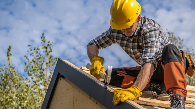 Roofer in Greensboro, North Carolina